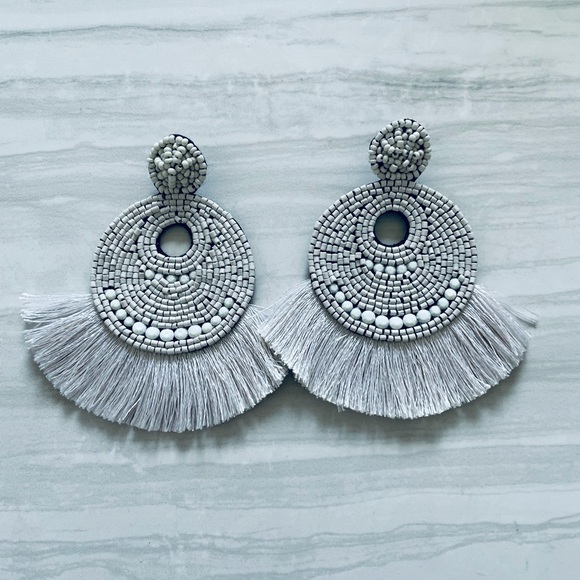 🆕Pinklily earrings - Picture 2 of 2